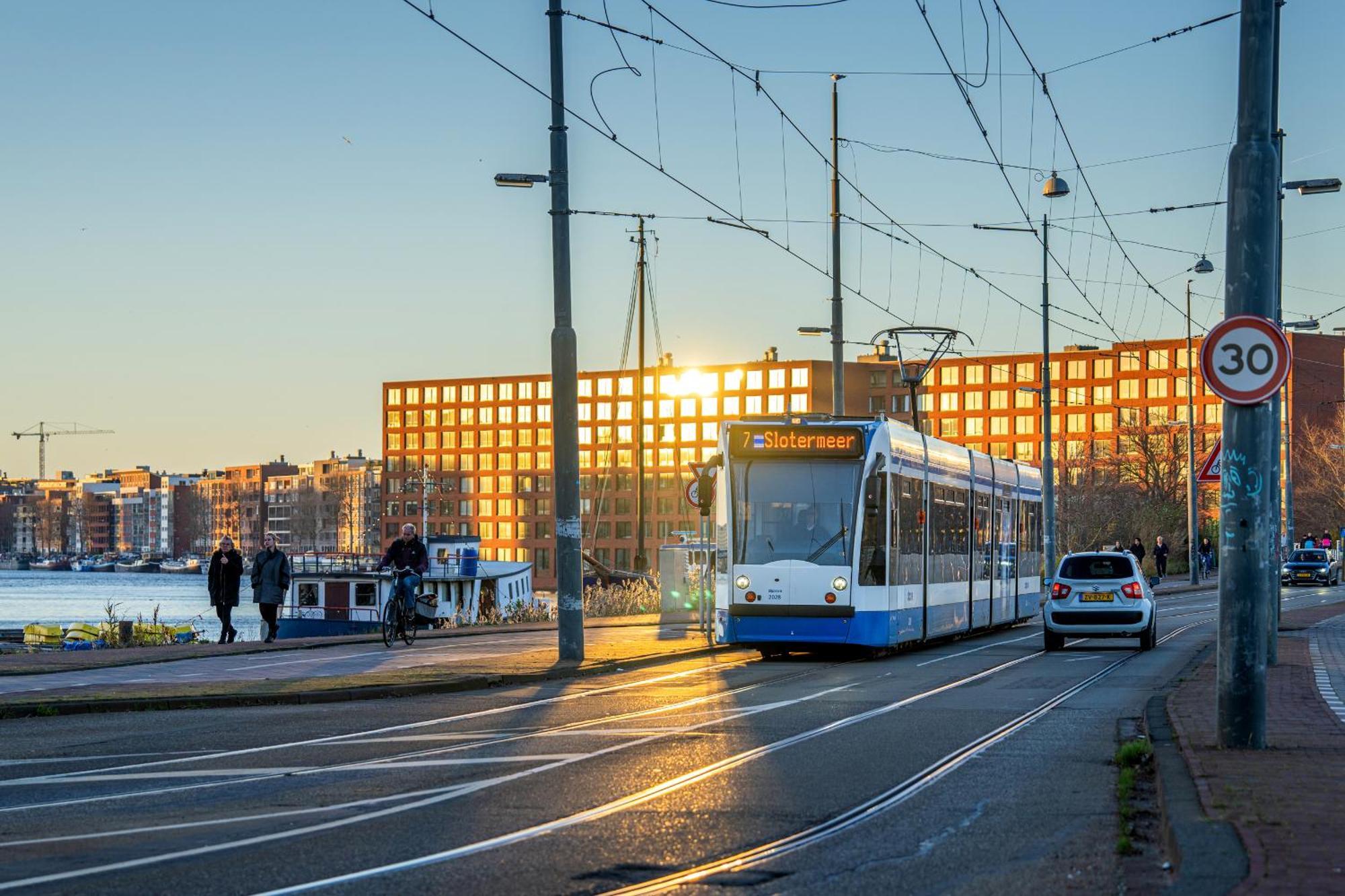 Fully Fitted - 15 Min From Station Ámsterdam